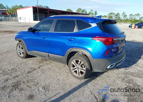 2021 Kia Seltos S z USA, uszkodzony, nr VIN KNDEU2AAXM7107941